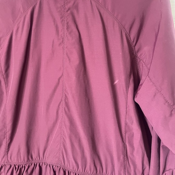 Women’s Lululemon Rain For Daze Jacket | Size 10 - Picture 3 of 14